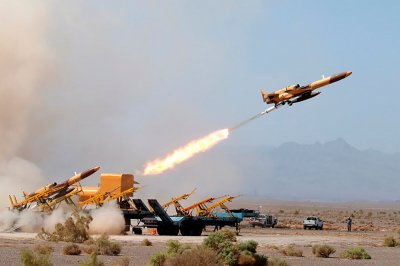 Иран заяви в петък че е провел успешно учение за противовъздушна