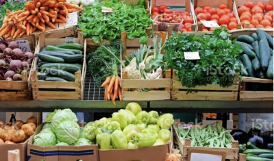 Плодовете и зеленчуците на едро запазват цените си