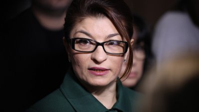 Десислава Атанасова и Борислав Белазелков ще положат клетва като конституционни
