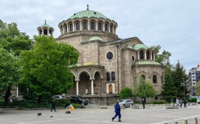 Едно от най емблематичните места в София пространството около църквата