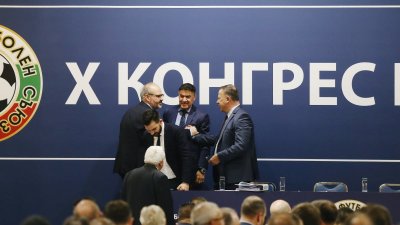 Два месеца след втората оставка на Михайлов - Касабов президент на БФС