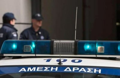 Гръцката полиция задържа българин за телефонна измама в град Катерини