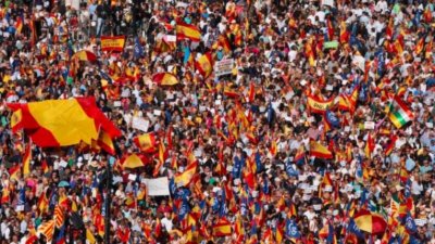 Десетки хиляди испанци се събраха днес в центъра на Мадрид
