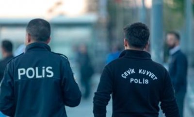 Един загинал при стрелба в църква в Истанбул
