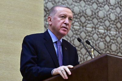 Президентът на Турция Реджеп Ердоган днес представи програмата на управляващата Партия на