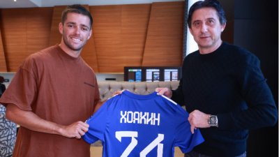 Левски подписа договор със защитника Хоакин Фернандес съобщиха от клуба