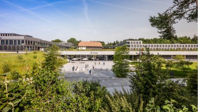 Прочутото швейцарско училище за хотелиерство EHL Hospitality Business School затвори