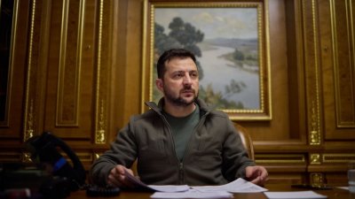 Зеленски е забранил проучване, според което все повече украинци искат край на войната
