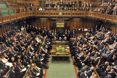 Два ключови вота в британския парламент днес за Брекзит