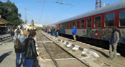 Смяната на часовника се отразява на разписанието на 13 пътнически влака