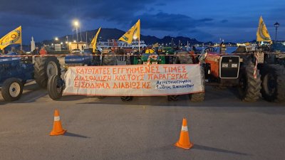 Нови блокади от протестиращи земеделци в Гърция