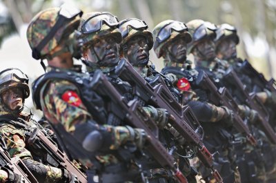 Хунтата в Мианмар въвежда задължителна военна служба