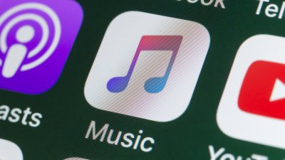 Производителят на телефоните iPhone Apple отхвърли като неоснователни обвиненията