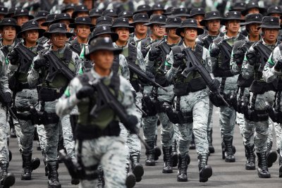 Мексико започна разполагането на войски из цялата страна в опит да