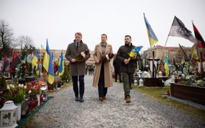 Датската министър председателка Мете Фредериксен се срещна с украинския президент Володимир Зеленски в