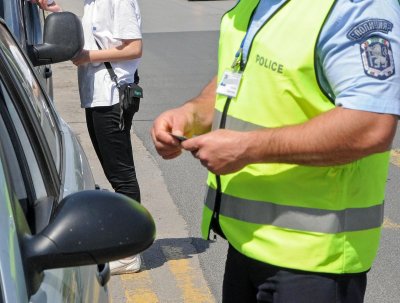 В Стралджа е задържан 32 годишен шофьор на тир с чуждестранна