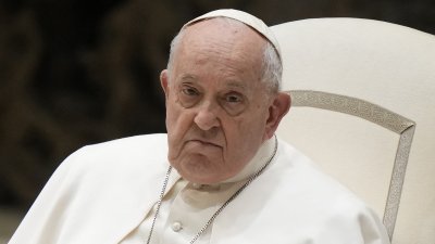 Папата порица "грозната" джендър идеология