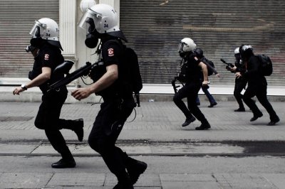 Нови убийства се прибавиха към кървящата рана на Турция  