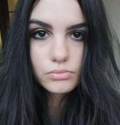 Полицията в Сливен издирва 18-годишно момиче