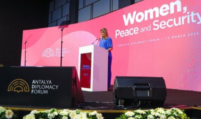 Десислава Радева на форум в Анталия: Жените имат силата да спрат войните по света
