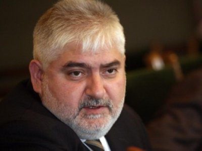 Бившият конституционен съдия Анастас Анастасов е назначен за ръководител на