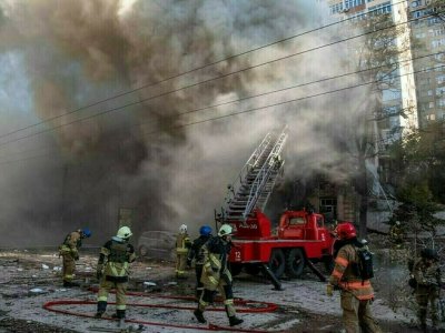 Пожар избухна във военна академия в Русия