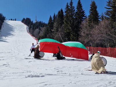Ски спускане с носии за 7-и път на Пампорово (СНИМКИ)