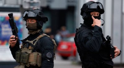 Френските власти издирват заподозрян в нападение над мъж излязъл от