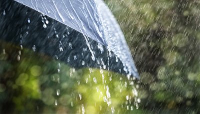 Жълт код за значителни валежи във вторник е обявен за