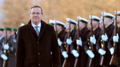Германия планира да върне задължителната военна служба