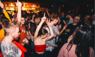 Масови фалити на клубове заплашват нощния живот във Великобритания