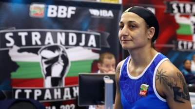 Златислава Чуканова постигна нова победа и се класира за четвъртфиналите