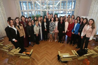 Габриел призова за повече жени във външната политика