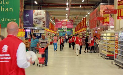В румънските магазини: По-ниски цени на продуктите с изтичащ срок или дарение