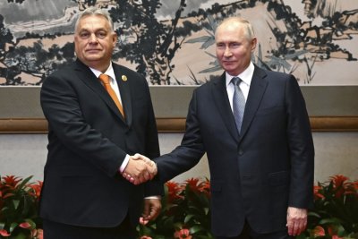 Унгарският премиер Виктор Орбан поздрави днес руския президент Владимир Путин