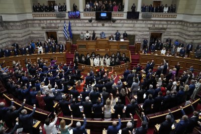 Гръцката опозиция иска вот на недоверие срещу правителството