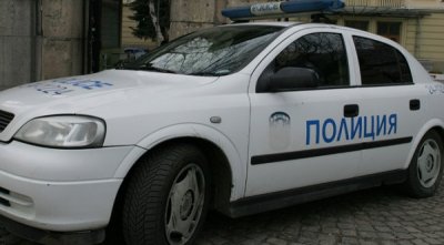 Бандит открадна полицейска кола от столичното Второ РУ но за