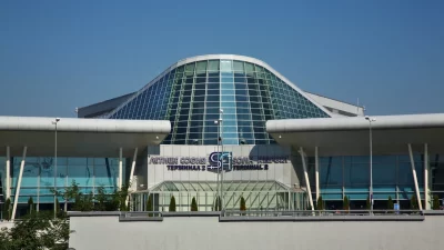 Пътуващите от София за Варна и Бургас - на летището два часа преди полета