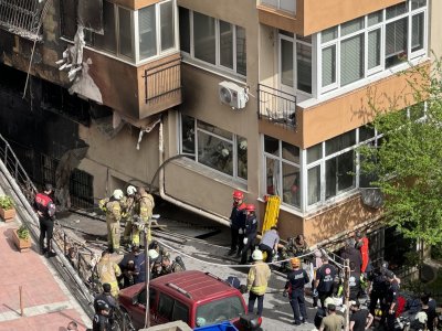 При пожар в истанбулският квартал Шишли са загинали 12 души  а