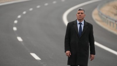 Министърът на регионалното развитие в оставка Андрей Цеков не е