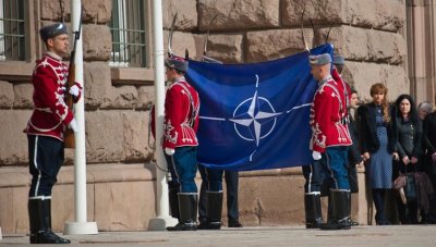 България празнува 20 години от присъединяването си към НАТО