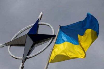 Украйна може да се присъедини към НАТО само след края на войната