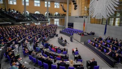 Долната камара на германския парламент – Бундестагът трябва да гласува