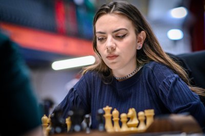 Нургюл Салимова направи реми с рускиня