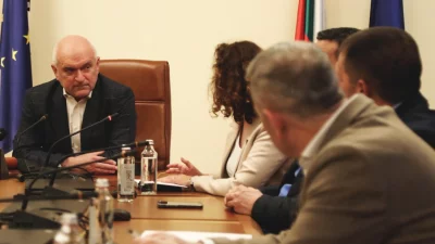 Главчев увери: Няма заплаха за националната сигурност на България