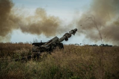 Руските сили извършиха най малко 10 въздушни удара насочени срещу жизненоважна инфраструктура в украинския