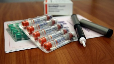 Изтича срокът на забраната за износ на инсулинови лекарства и антибиотици за деца