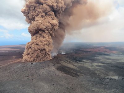 Изригна най-активният вулкан в Япония