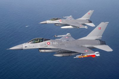 Аржентина купува 24 изтребителя F-16 от Дания