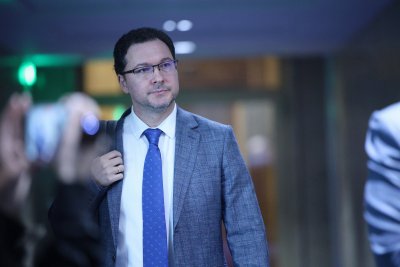 Даниел Митов отказва предложението на служебния премиер Димитър Главчев да